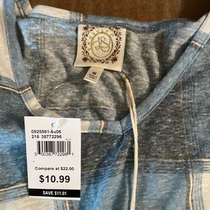 Size medium blue and white